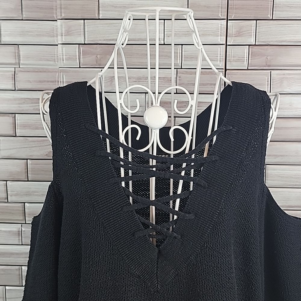 Express Sleeveless Sweater - Black Womens  Size M - Picture 2 of 12